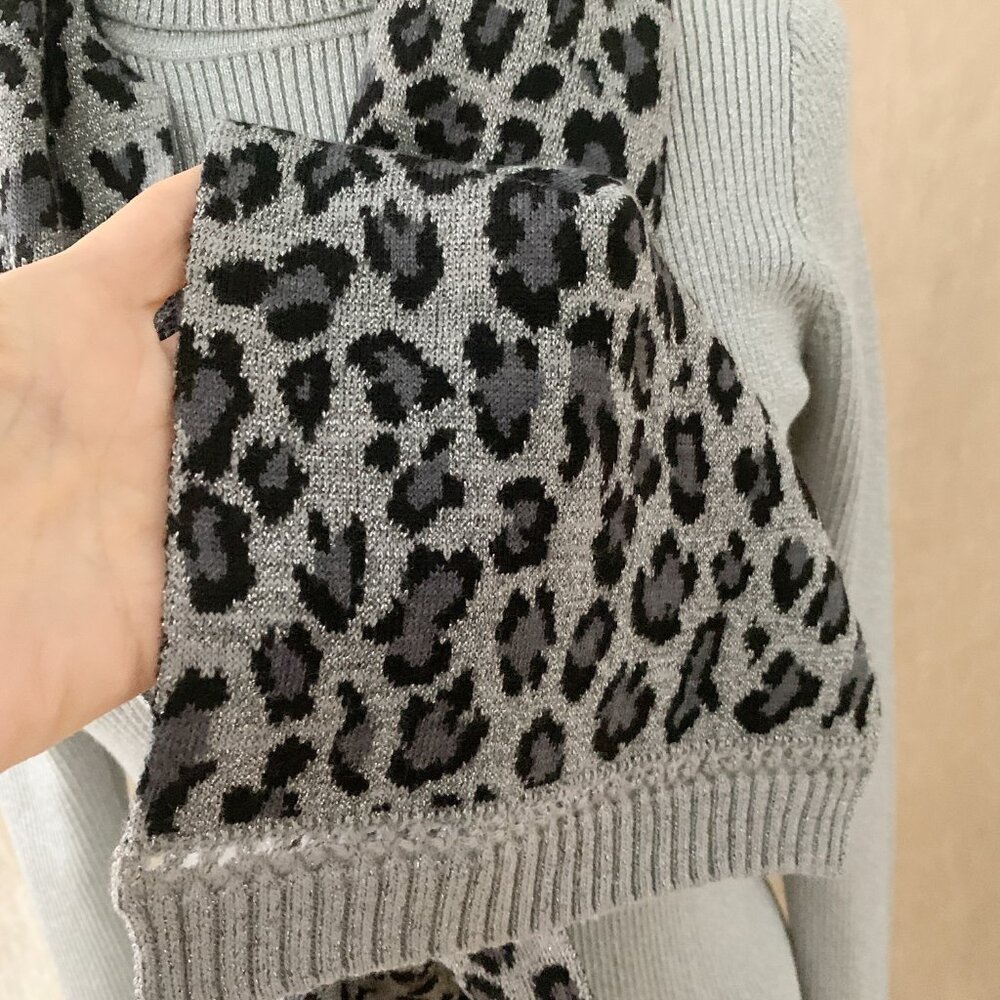 Lauren Ralph Lauren Shimmer Turtleneck & Scarf Set | Size Medium - Picture 12 of 13